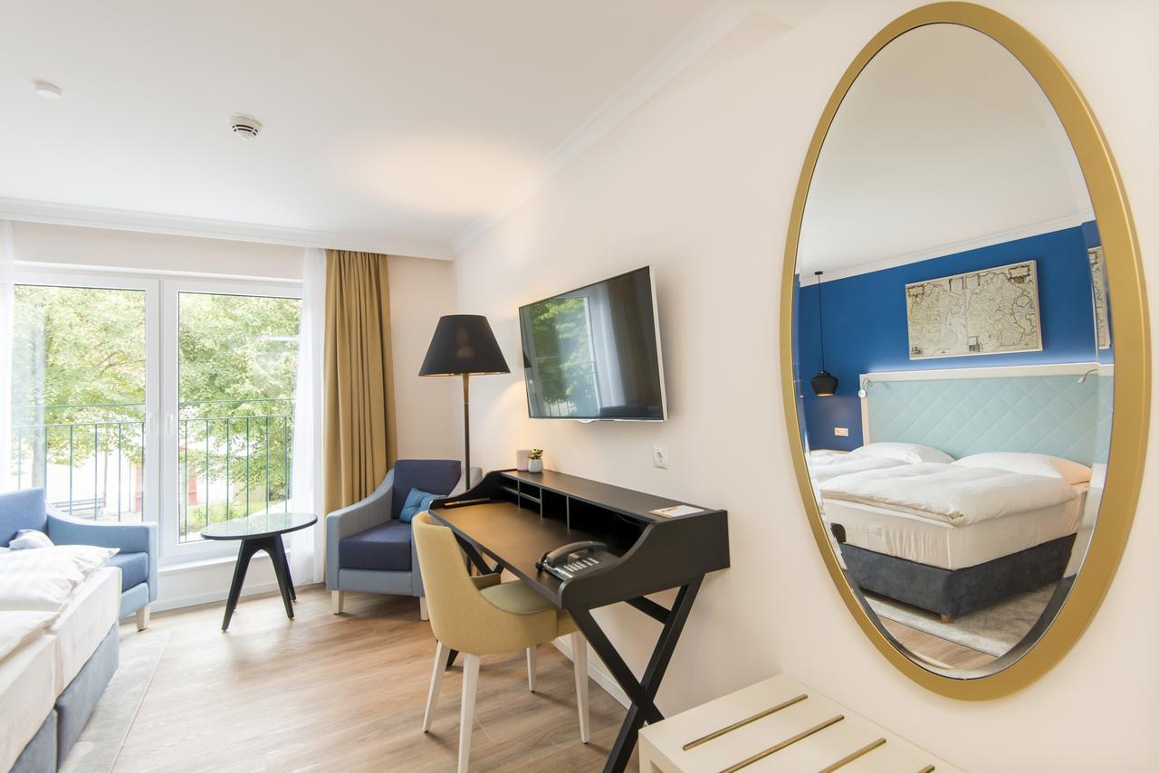 Boutique-Hotel Zur Alten Post Бюзум Экстерьер фото