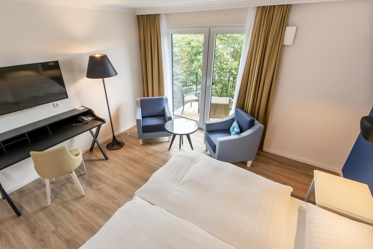 Boutique-Hotel Zur Alten Post Бюзум Экстерьер фото