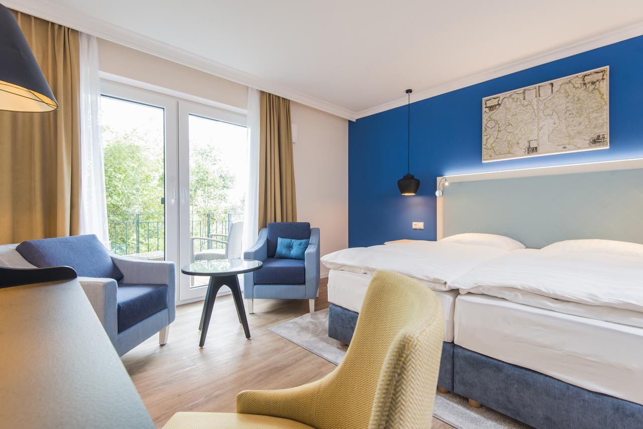 Boutique-Hotel Zur Alten Post Бюзум Экстерьер фото